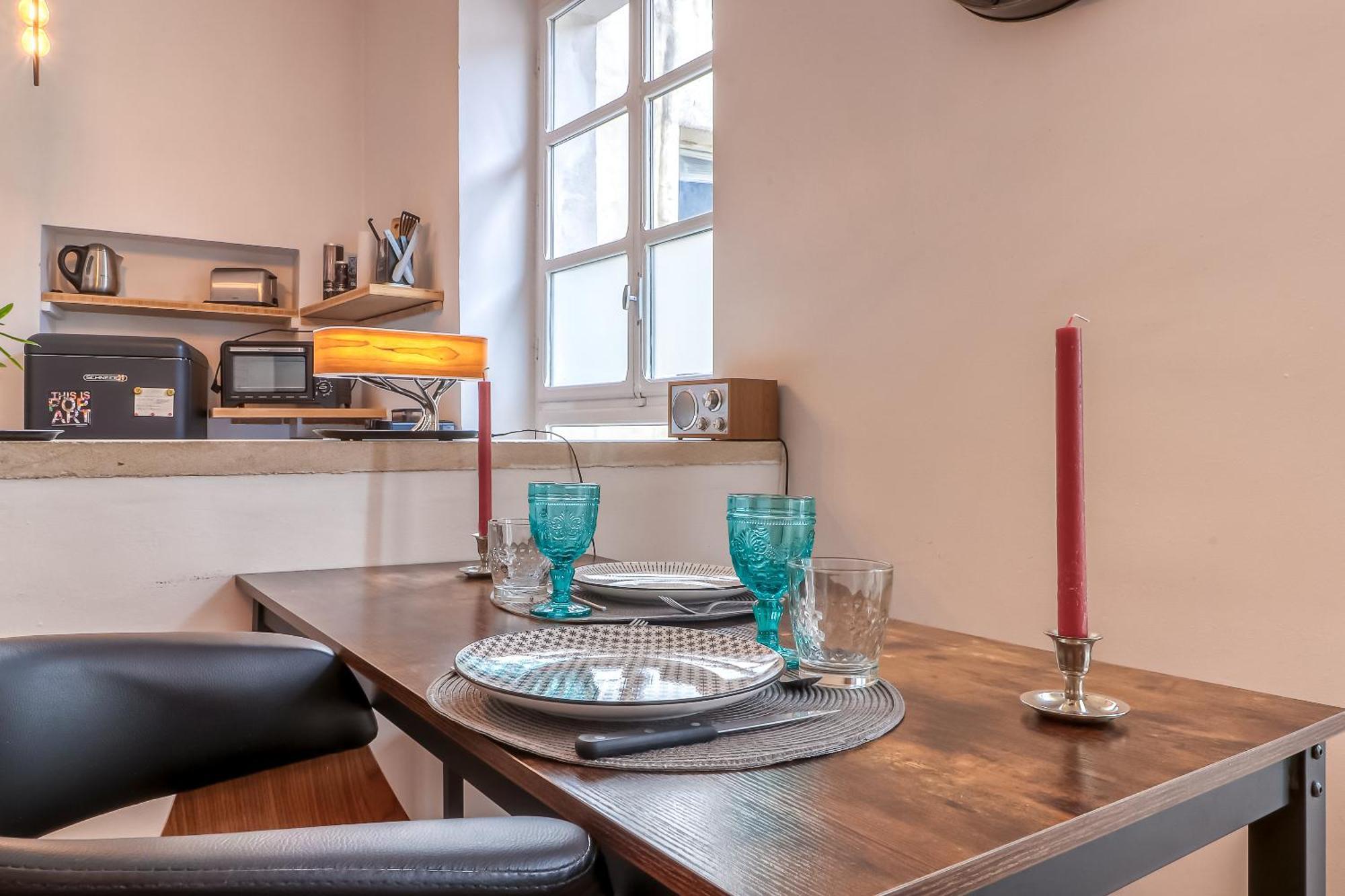 Le Vintage, Appart,Hotel Particulier, Centre Nimes Maisoncarreeconciergerie Bagian luar foto